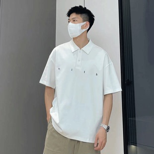 夏季简约 with 字母刺绣白色 Polo 衫男宽松翻领休闲透气短袖上衣