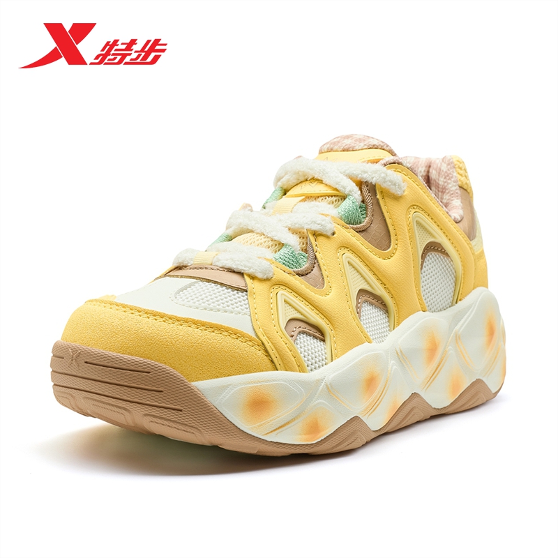 特步女鞋休闲鞋低帮厚底老爹鞋春