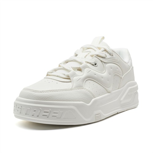 特步男鞋板鞋低帮系带轻便休闲鞋