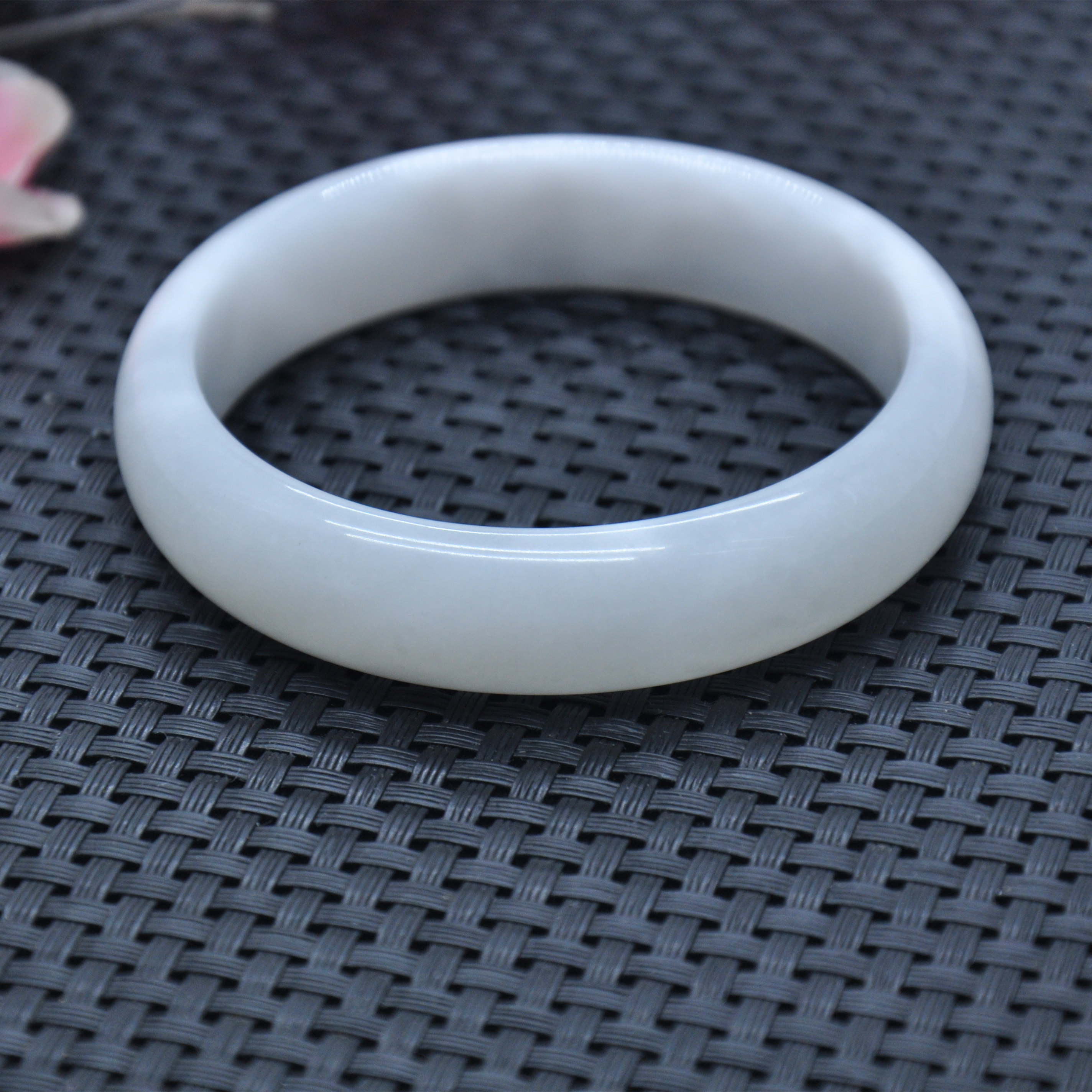 [兴隆独玉]南阳玉独山玉冰种透水白手镯59扁条玉镯手环女款镯子