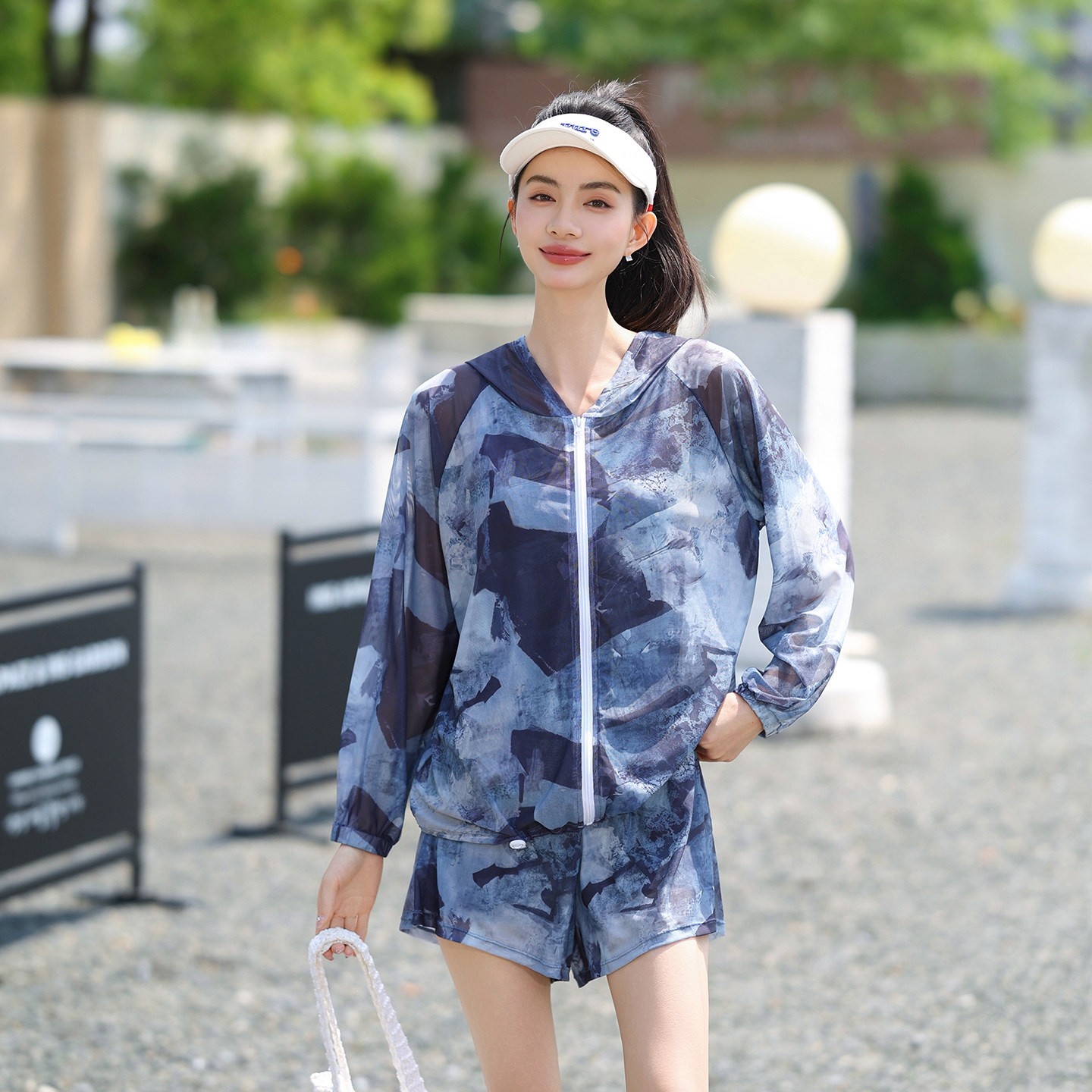 泳衣女款成人长袖高级感分体泳衣三件套2026新款遮肉显瘦大码泳装