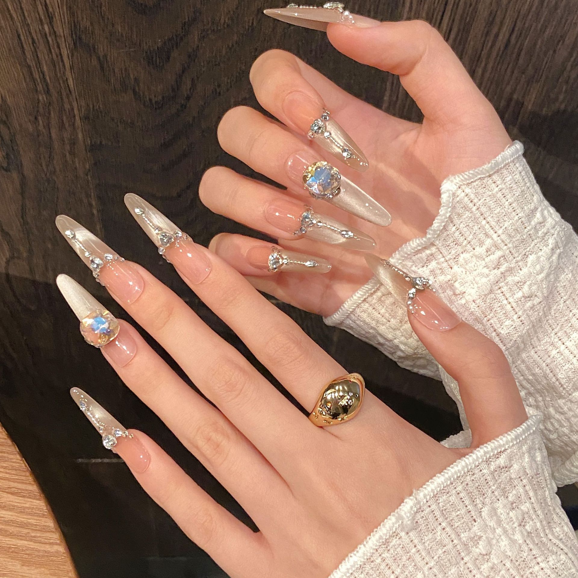 冰透裸色微笑猫眼合金链条仙女酵母高级感手工穿戴甲