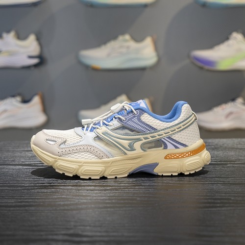 李宁夏季透气童休闲鞋