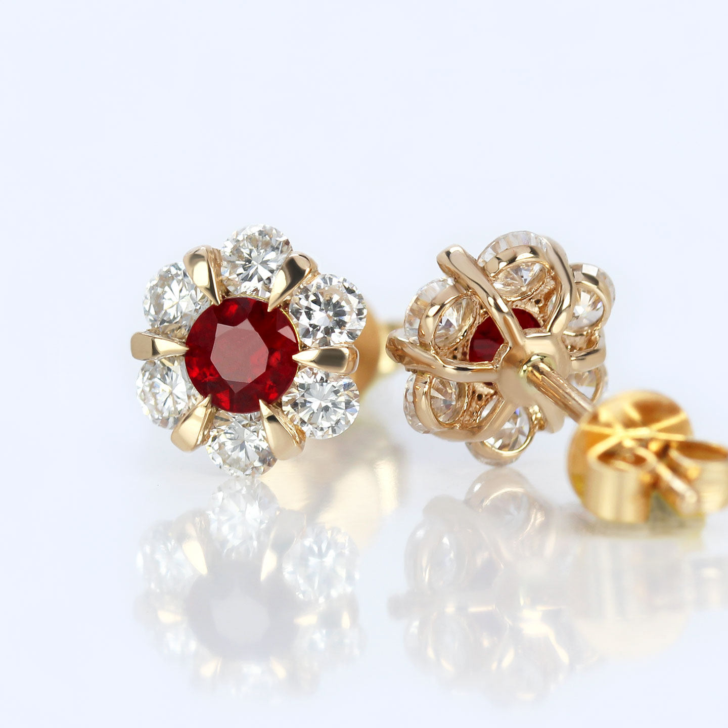 G18K玫瑰金天然鸽血红宝石六瓣花耳钉 爆闪培育钻石圆形耳环女款