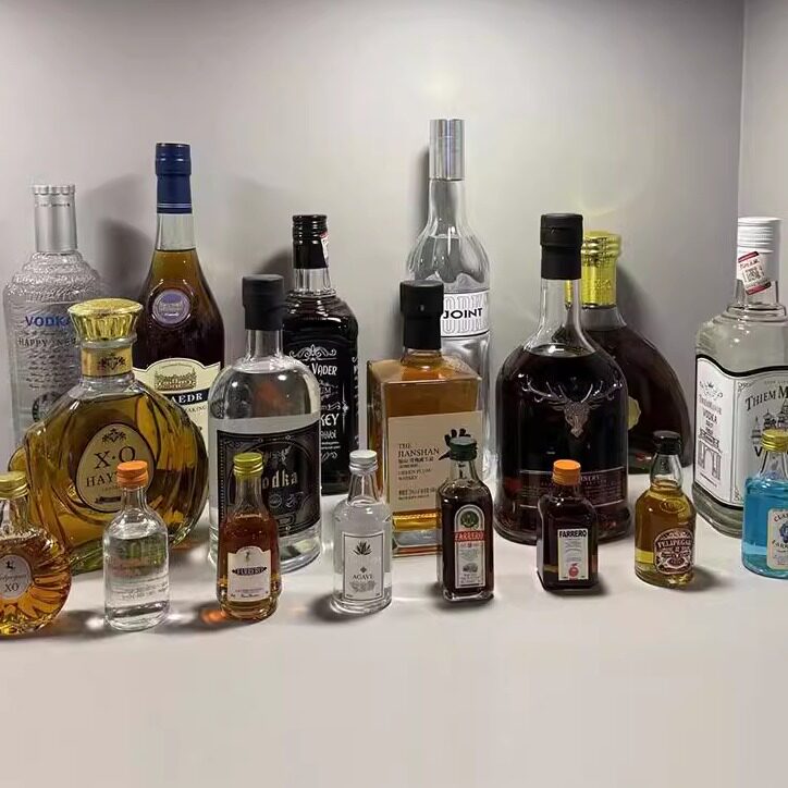 玻璃装饰摆件现代洋酒白兰地