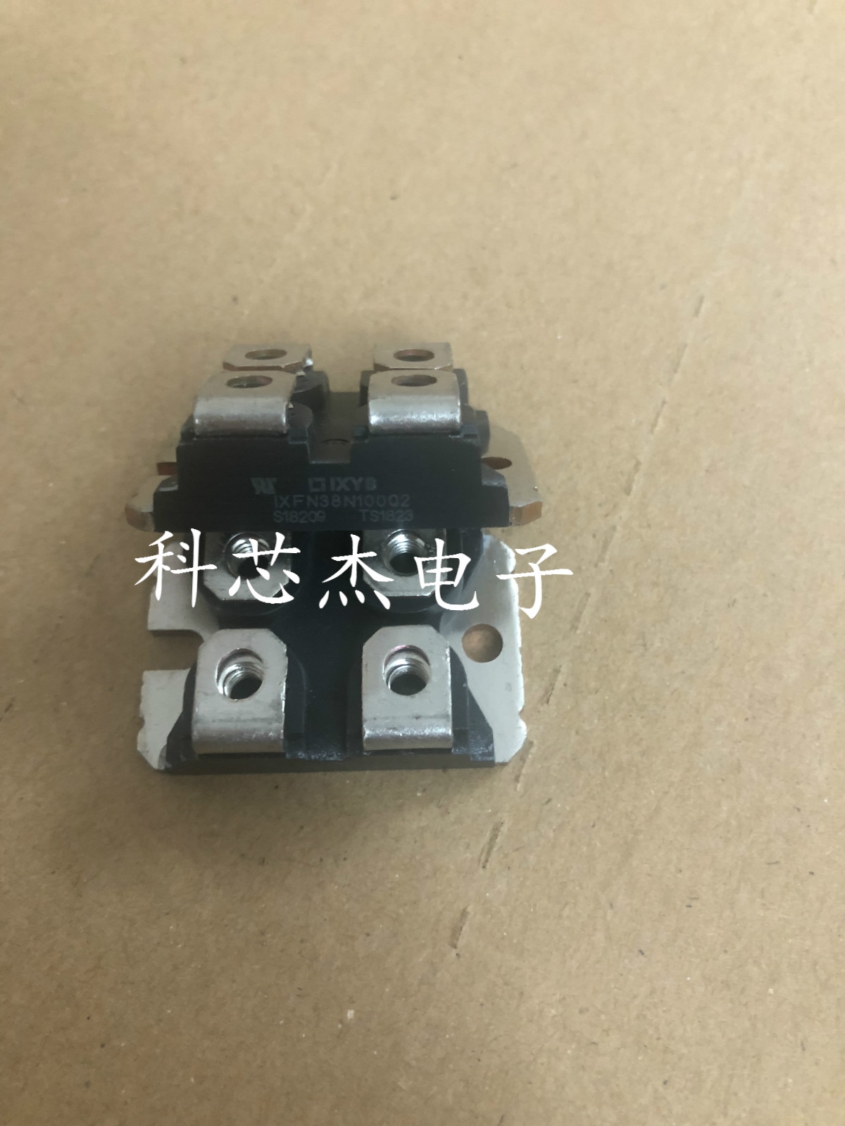 原装正品 IXFN38N100Q2 IXYS 德国进口艾赛斯 超快恢复整流模块