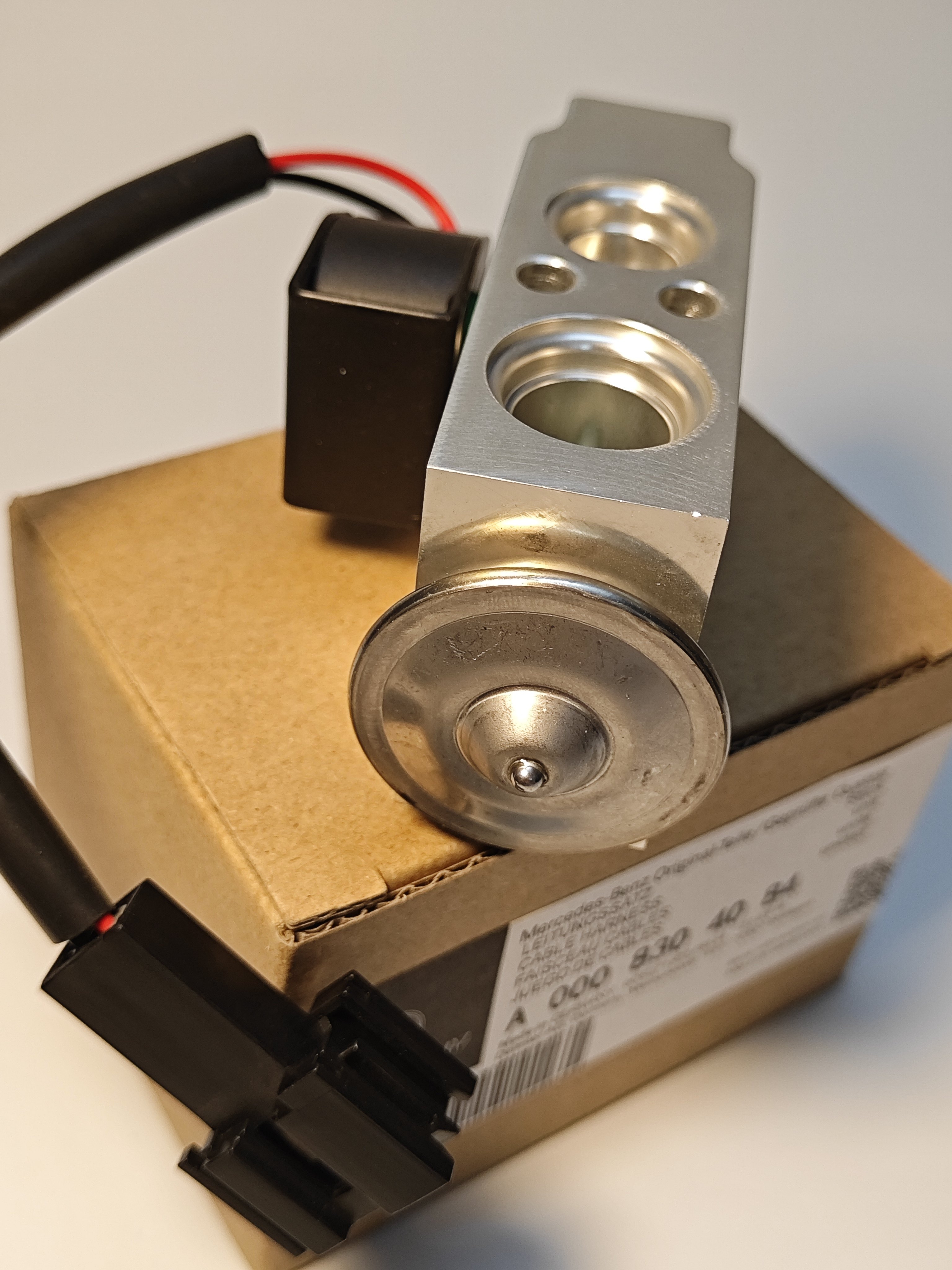 奔驰w636w639后空调膨胀阀节流阀适用福建奔驰威霆原厂配套