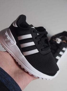 阿迪达斯三叶草婴童小婴儿织物透气轻便防滑减震休闲童鞋 FW5843