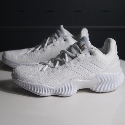 ProBounce篮球鞋低帮纯白耐磨