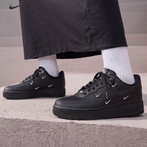 Nike耐克女鞋四勾空军一号运动鞋