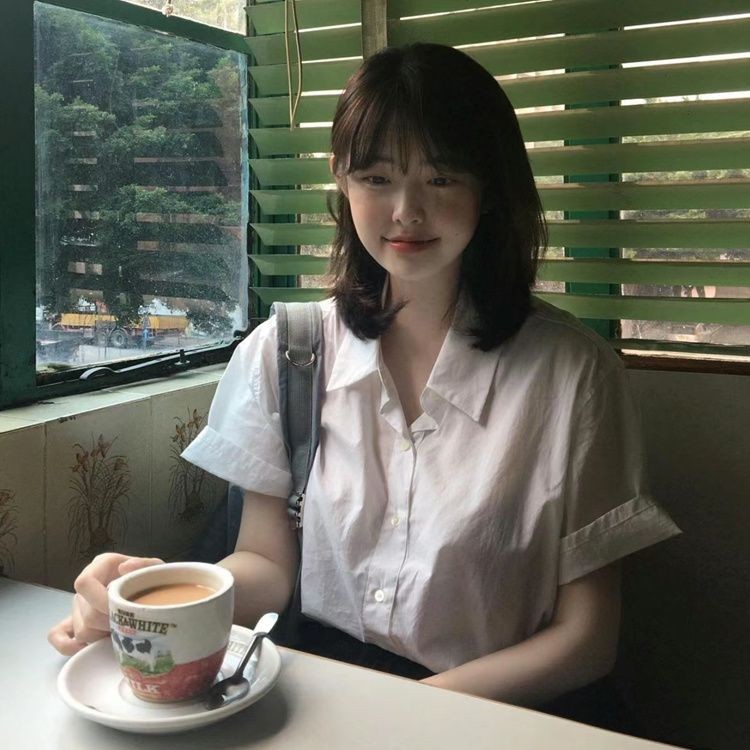 夏季短袖白色衬衫女宽松显瘦时尚衬衫