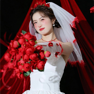 领证头纱超仙新娘婚纱小头饰甜美求婚旅拍照道具红色蓬蓬纱高级感