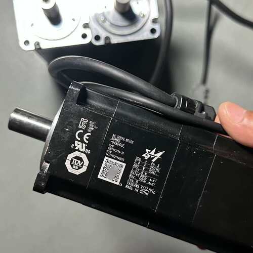 议价伺服马达 SGMMS-04ADC6E 400w带煞车 成色漂亮 功能包好