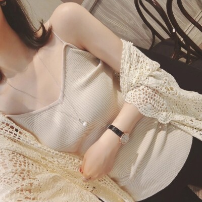 2018新款女装春装韩版V领修身显瘦针织吊带背心打底衫女chic上衣