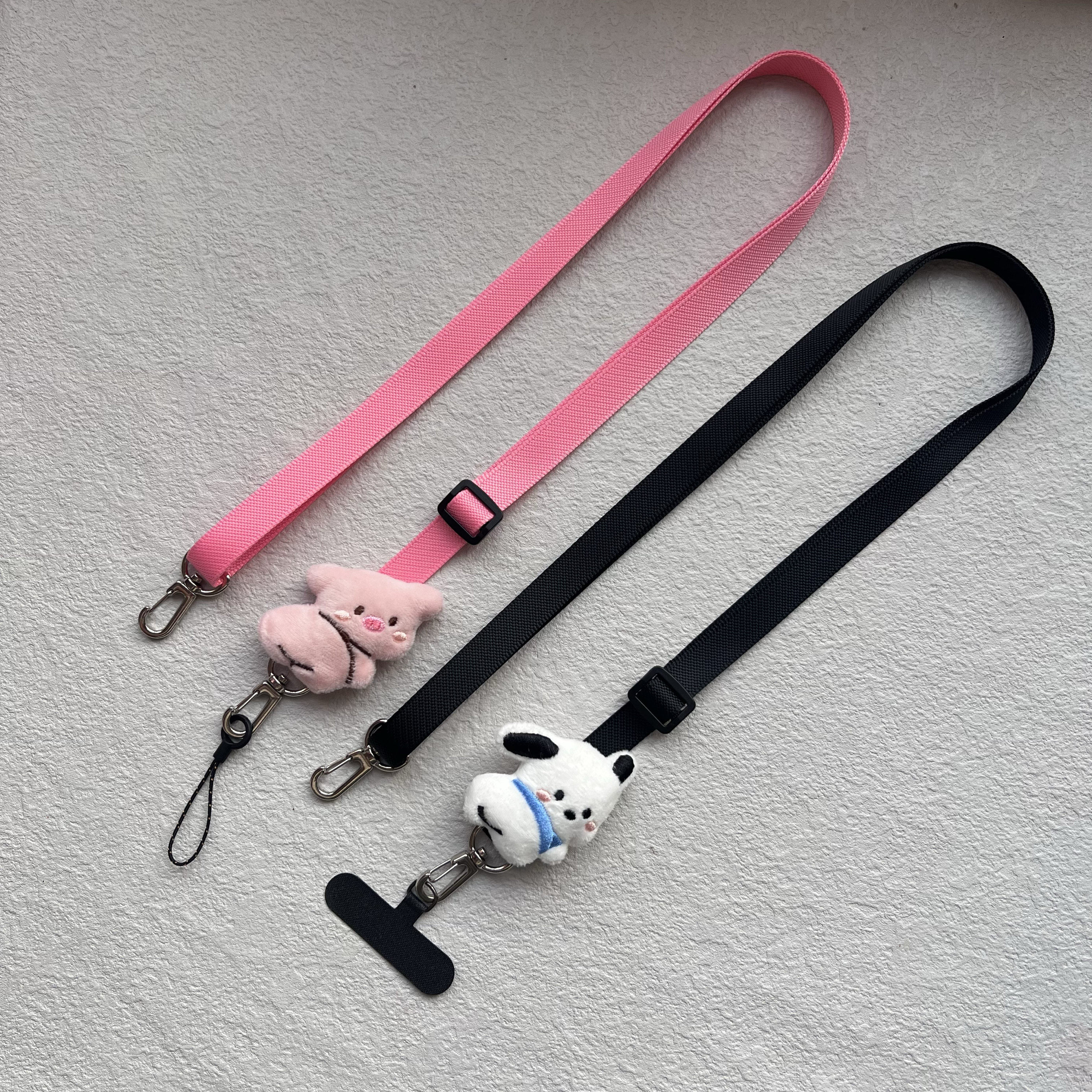 毛绒治愈系小动物帕恰狗双钩手机壳斜背可调节加长挂脖绳相机斜挎