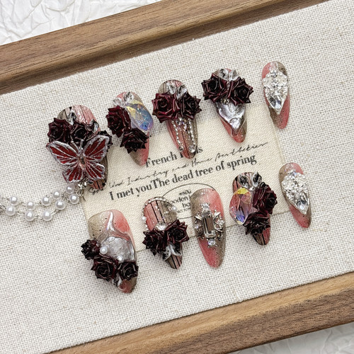 暗黑红哥特风蝴蝶手工穿戴甲短款