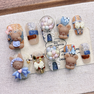 纯手工穿戴甲可爱小熊蝴蝶结美甲2025新年短梯方梯款女士杏仁款