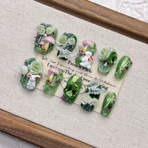 夏日新款绿色兔子高级感酷帅绝美ins法式纯手工穿戴甲短梯杏仁款