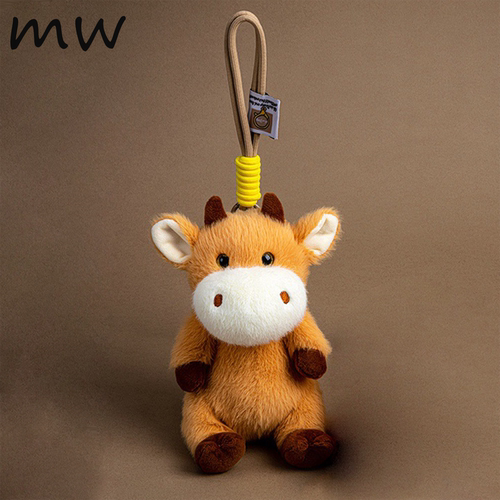 新款可爱毛绒挂件娃娃小牛公仔趴坐姿小牛毛绒玩具书包挂饰玩偶