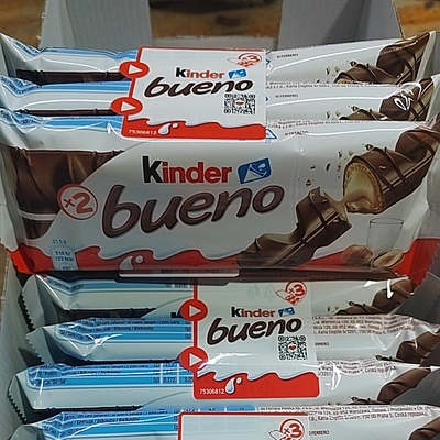 香港购 原装进口Kinder健达缤纷乐牛奶榛子威化夹心巧克力43克