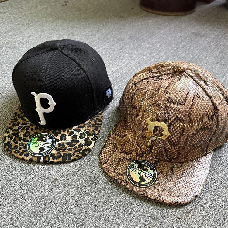 男女嘻哈平檐蟒蛇纹帽子