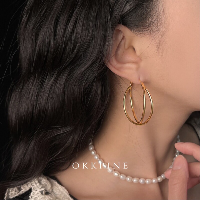 okk pine 时尚高级几何交叉圆形耳圈请输入搜索词W李多喜同款耳环