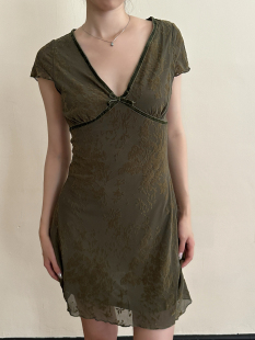 高级感丝绒提花V领收腰显瘦性感连衣长裙女 新款 TheDINA 2026春季