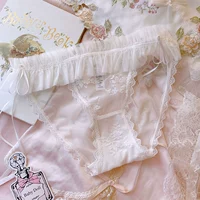 Белый глубоко любит тебя