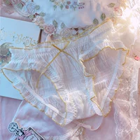 Белые складки