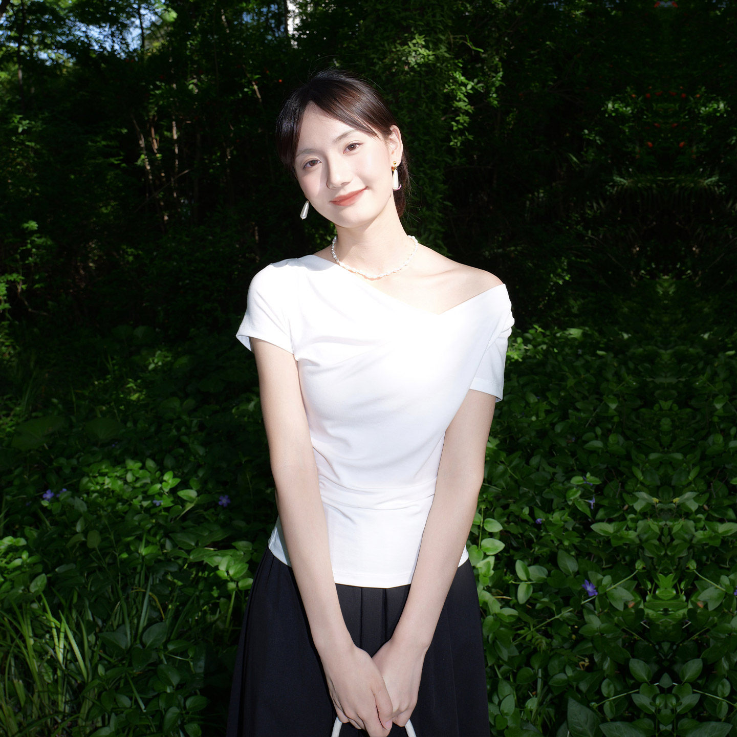 然若 荡领气质女士上衣短袖女T恤夏季穿搭2026新款法式绝美小上衣