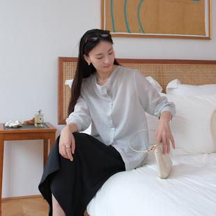 然若 铜氨触感 法式高知荡领长袖衬衫女上衣2026新款淡蓝色艺术系