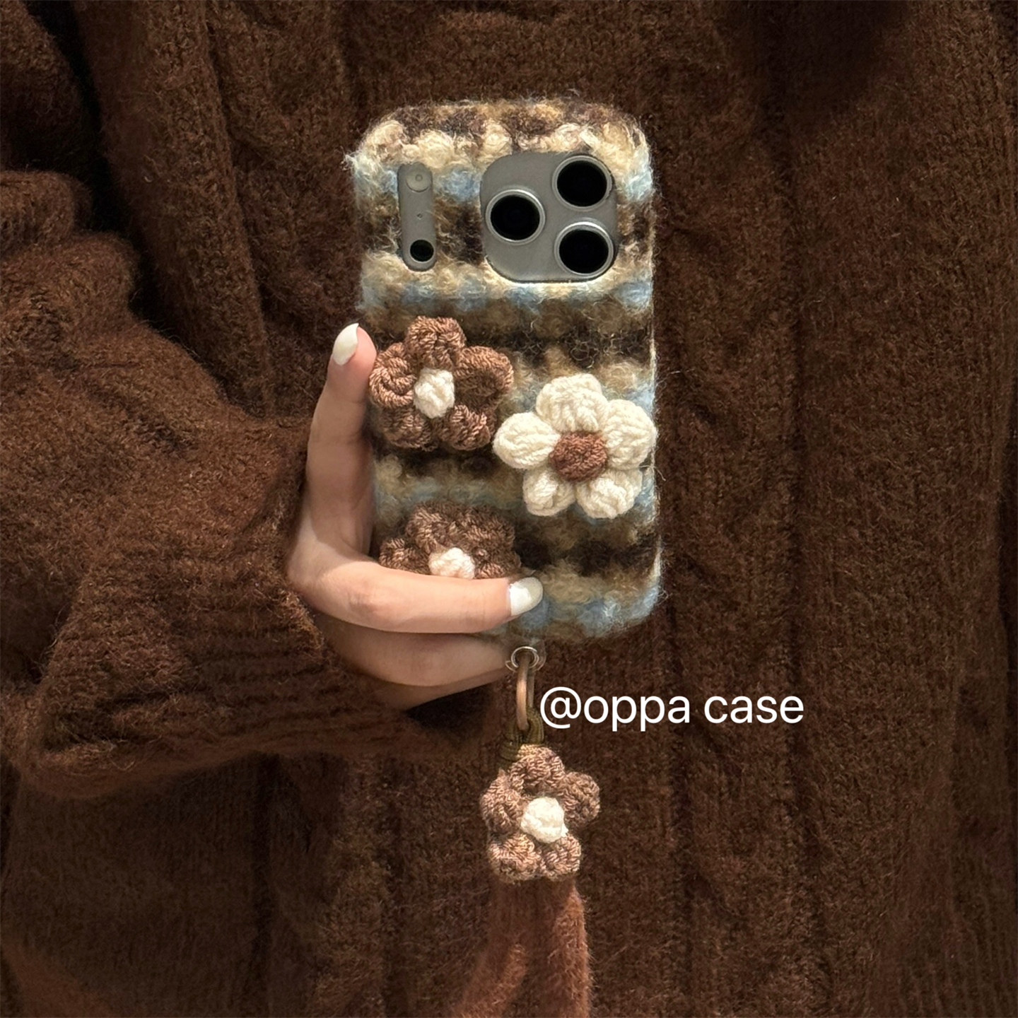 ins秋冬蓝棕条纹毛呢立体花朵适用苹果16promax手机壳iphone17新款15pro女款14防摔13保护套挂绳