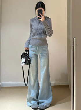 浅蓝色微喇牛仔裤女2026新款宽松美式不贴腿阔腿拖地喇叭裤子秋季
