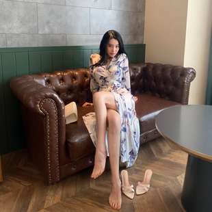 孙智惠韩国定制“古典系美人”气质典雅温柔一片式连衣裙长裙