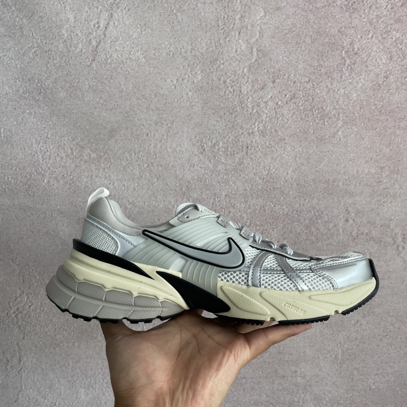 耐克/NikeV2Run银灰低