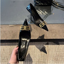 单鞋 百搭秋冬浅口法式 女双b时尚 黑色漆皮名媛气质细跟尖头高跟鞋