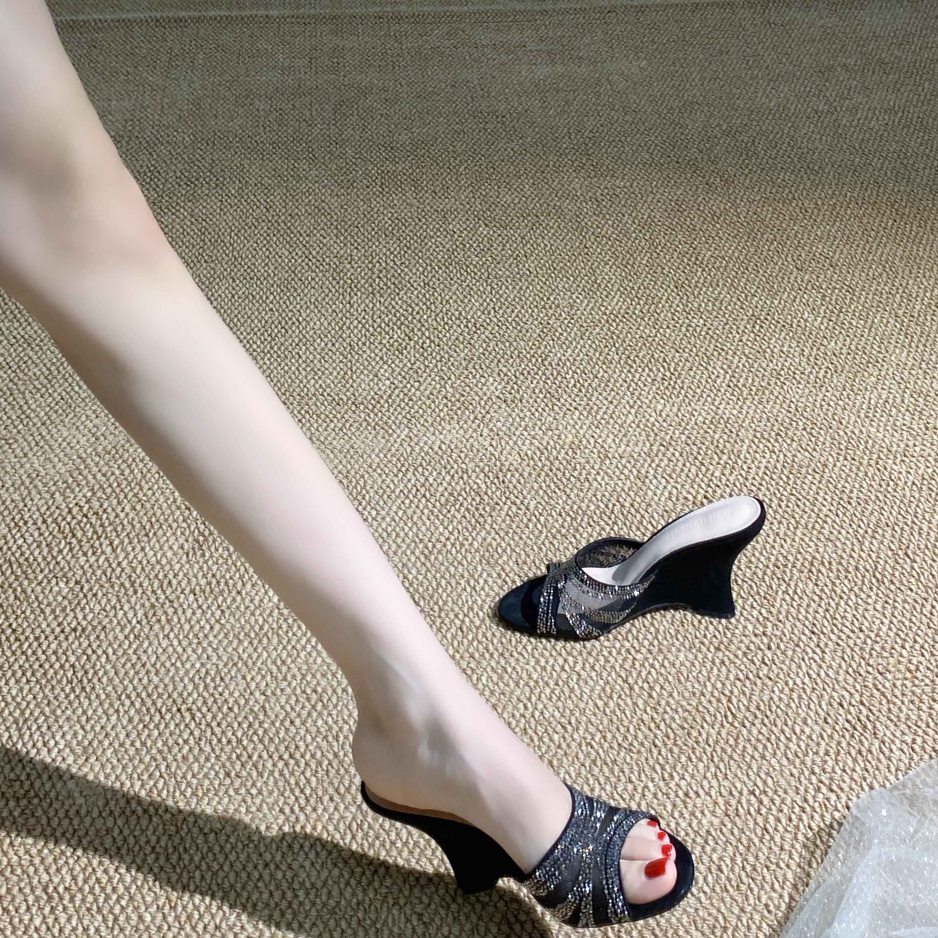 盛夏镂空网纱水钻高跟凉鞋