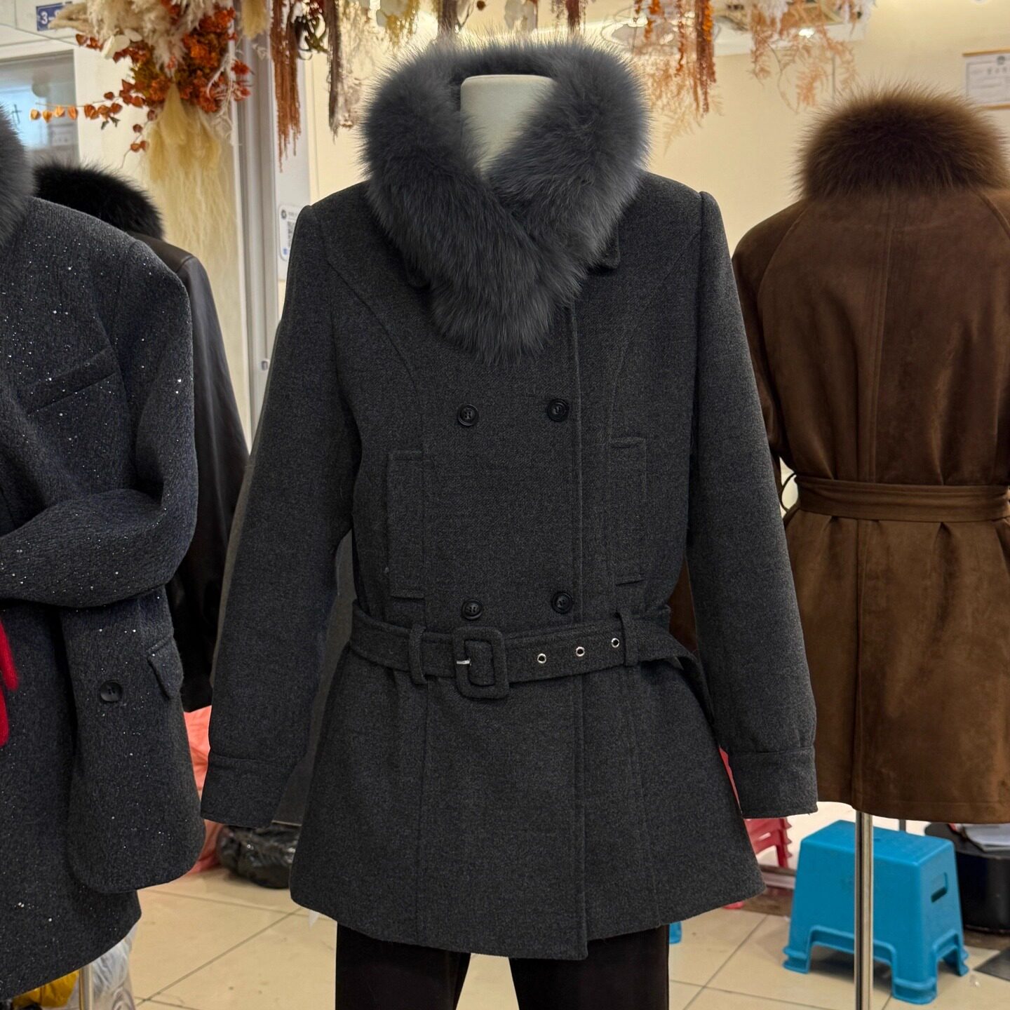 狐狸毛围脖中长款气质毛呢大衣