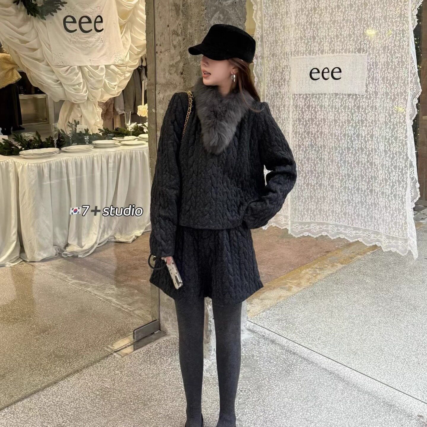 复古麻花外套+松紧腰短裤