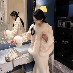 新中式90白鸭绒粉色高端狐狸毛羽绒服女2025冬季国风重工钉珠皮草