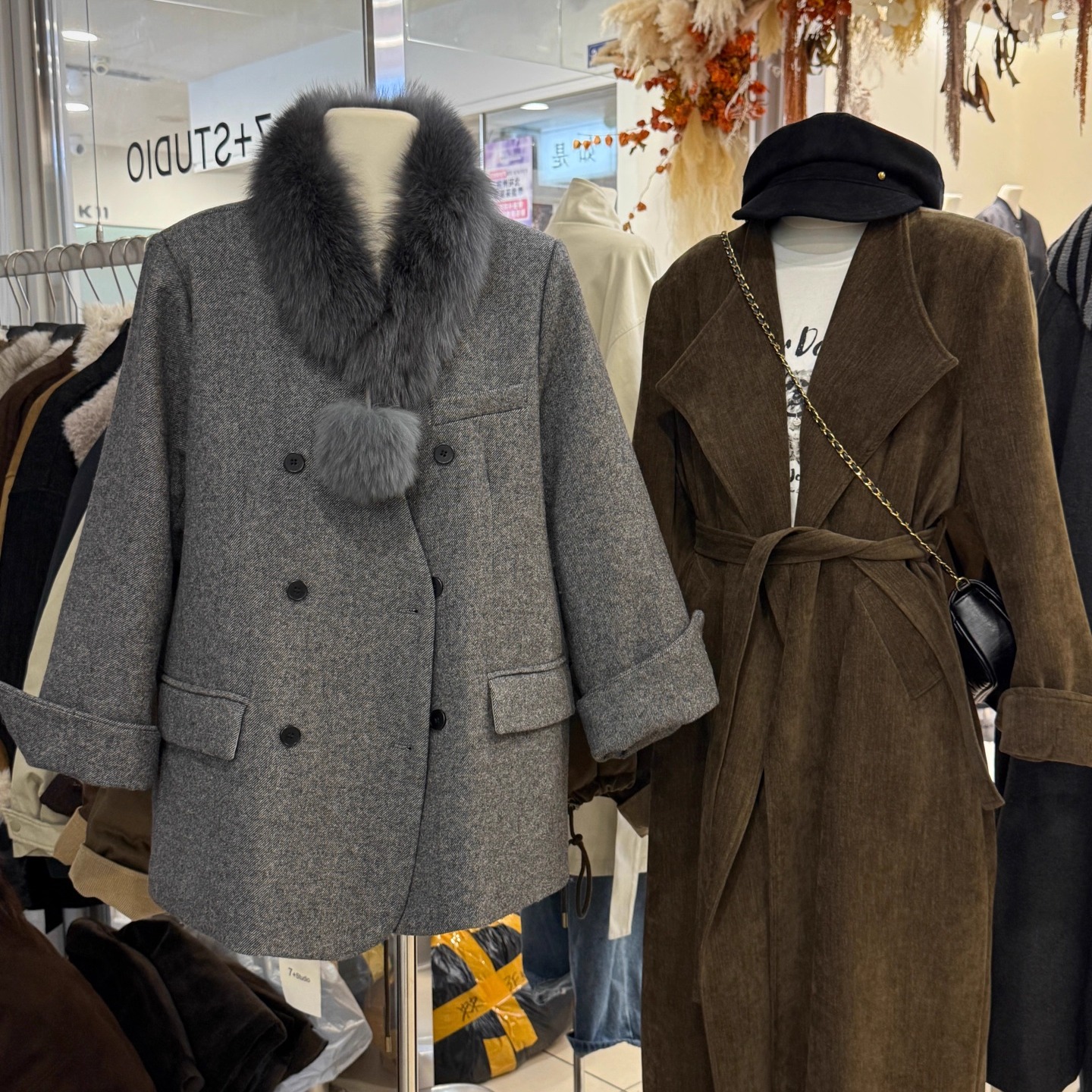 双排扣V领内胆羽绒毛呢外套女