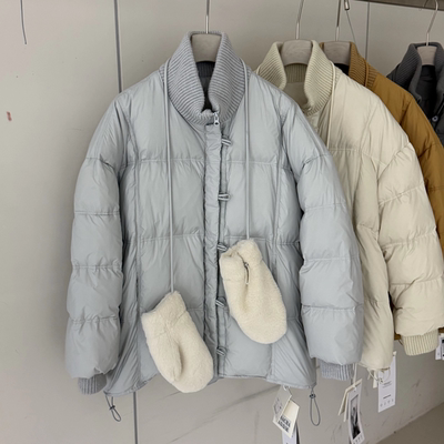 针织立领90白鸭绒配手套羽绒服