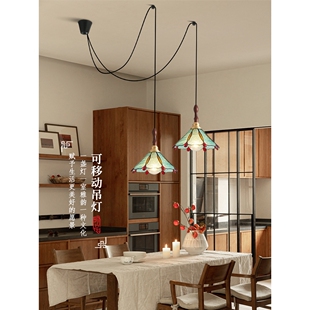 可移位错位满洲窗海棠花彩色压花玻璃小吊灯侘寂风中古餐厅桌组合