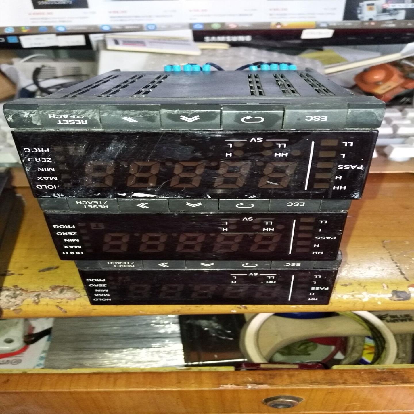 欧姆龙 CS1G-CPU44H     欧姆龙 K3NX-VD2A