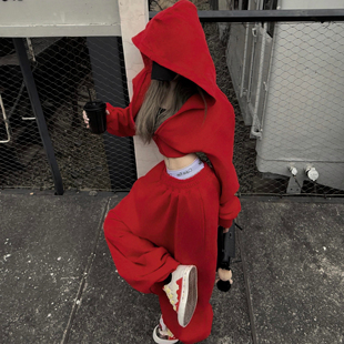 设计感现货元气套组 红色连帽卫衣辣妹短款开衫外套抽绳卫裤套装