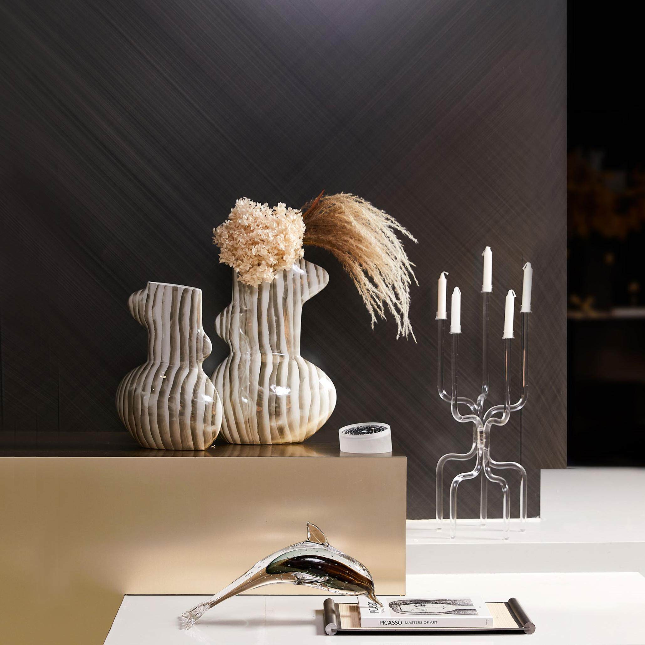 样板间台面新品装饰品摆件轻奢高档花瓶办公室客厅电视柜家居软装