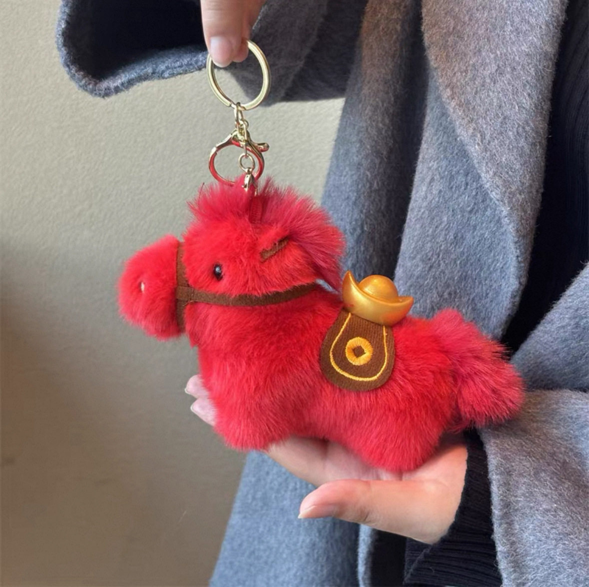 创意小马公仔毛绒玩具钥匙扣挂件汽车钥匙链卡通书包挂饰情侣男女