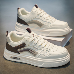 男鞋2026新款春季防滑厚底休闲皮面板鞋学生户外运动百搭小白潮鞋
