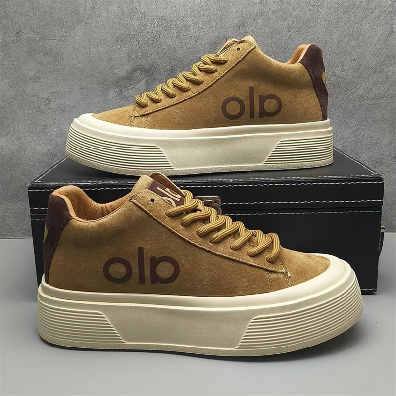 欧洲站男鞋2025新款冬季男士潮牌高级感复古小众设计耐磨高帮板鞋