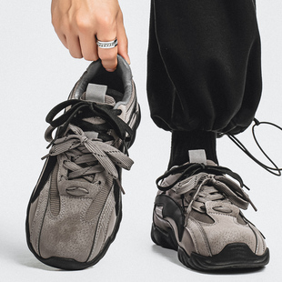 德训男鞋春季休闲老钱风赛车鞋软底运动跑步防滑厚底复古阿甘潮鞋